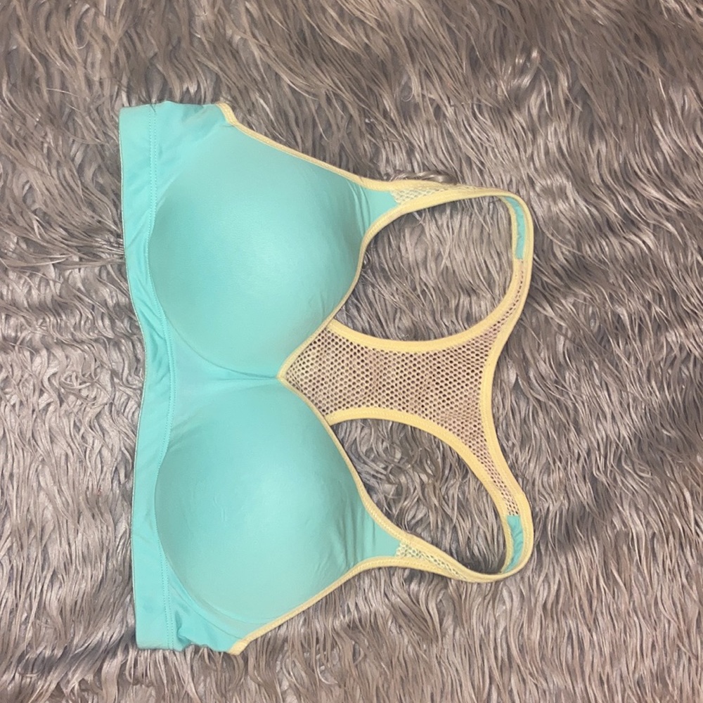 Pink Victoria’s Secret push up sorts bra!